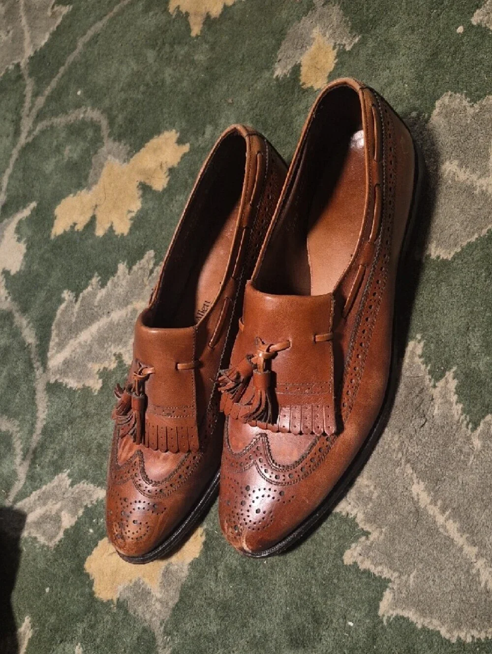 Allen Edmonds Tan Leather Tassel Wingtip Loafers